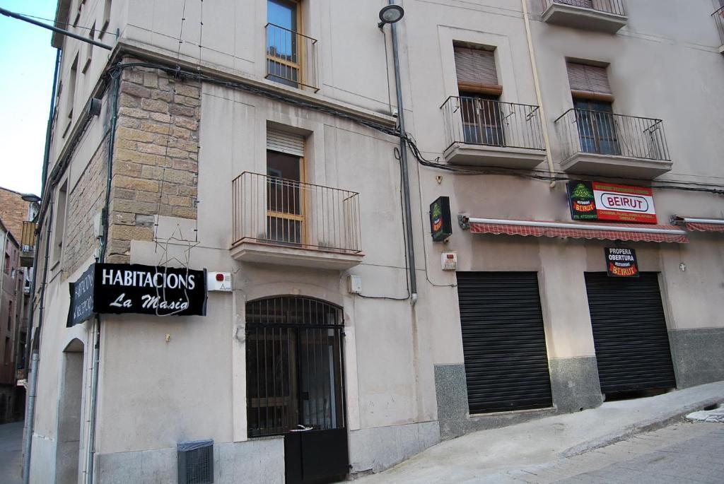 Hostal La Masia มันเรซา ภายนอก รูปภาพ