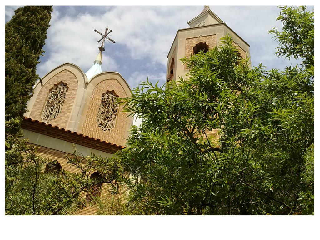 Hostal La Masia มันเรซา ภายนอก รูปภาพ